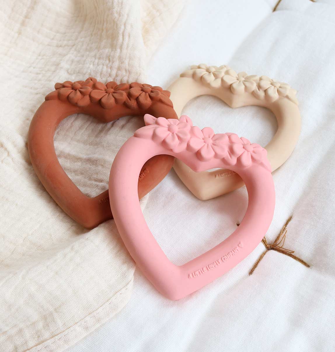 Teething ring: Sweet heart - pink