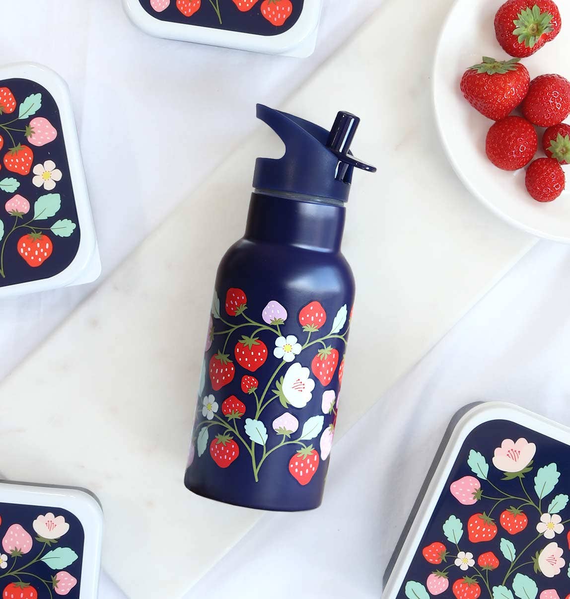 Kids stainless steel drink/ water bottle: Strawberries