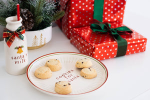 Santa Holiday And Christmas Cookie Set